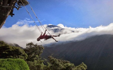 Баньос качели