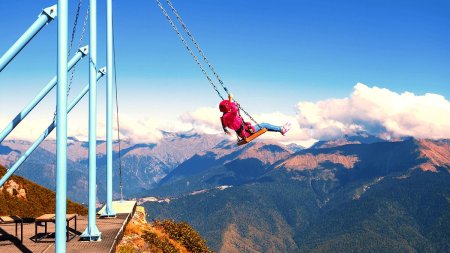 Качели высота 2320 роза Хутор