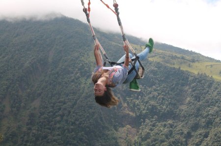 Айские притесы качели над пропастью