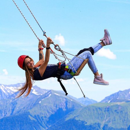 Качели красная Поляна Сочи