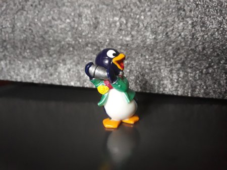 Киндер сюрприз пингвины