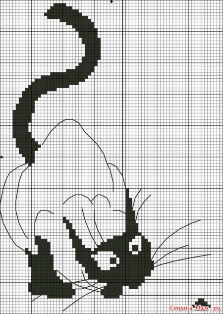 Монохромная вышивка кошки