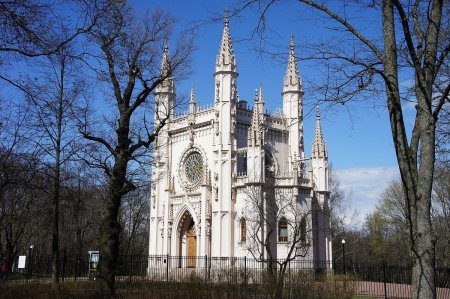 Парк Александрия Готическая капелла