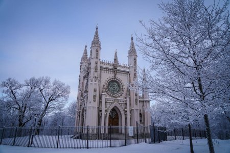 Готическая капелла (Церковь Александра Невского). Петергоф. 1831-1834