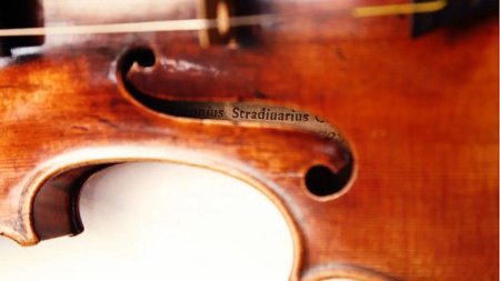 Скрипка Антонио Страдивари