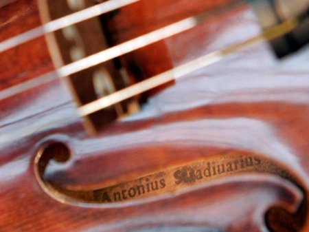 Скрипка Антонио Страдивари