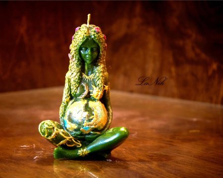 Богиня Гайя статуэтка