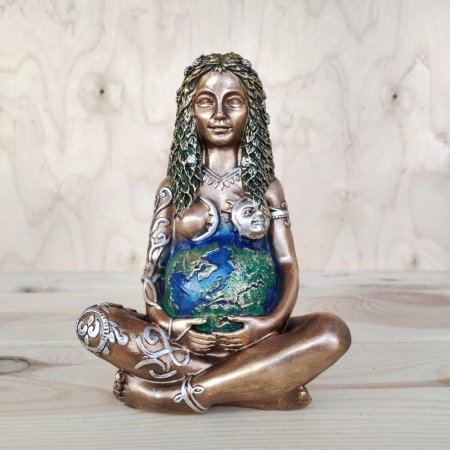 Гайя статуэтка