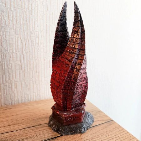 Обелиск из дед Спейс