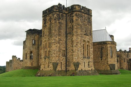 Замок Алник Нортумберленд