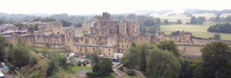 Замок Алник Нортумберленд