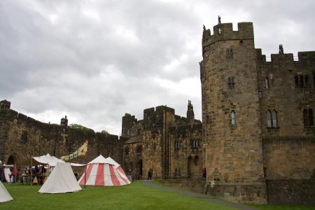 Замок Алник Хогвартс