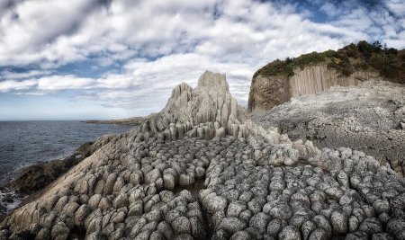 Мыс столбчатый Кунашир