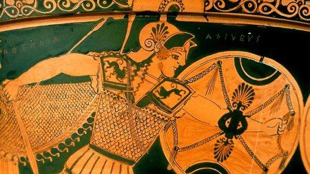 Древнегреческая ваза Ахилл