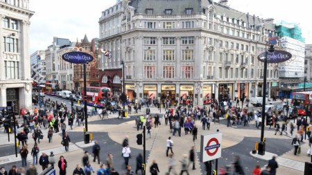 Оксфорд-стрит в Лондоне