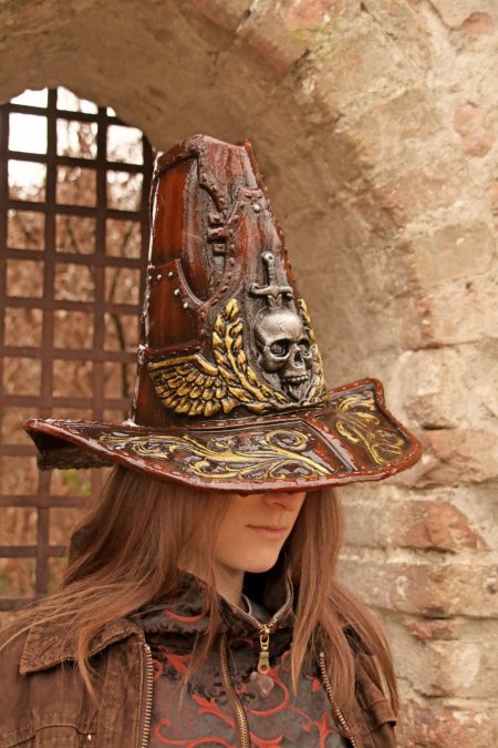 Шляпа охотника на ведьм вархаммер