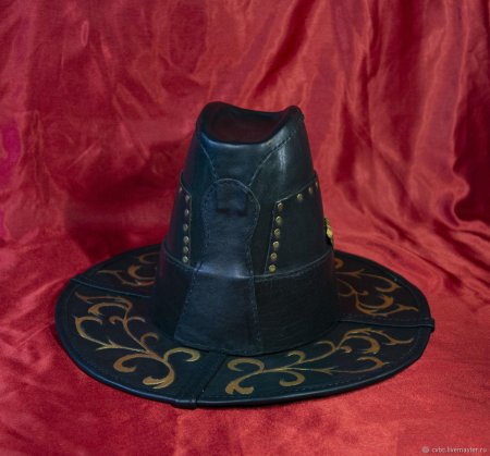 Шляпа охотника на ведьм