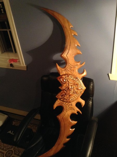 Warglaive of Azzinoth