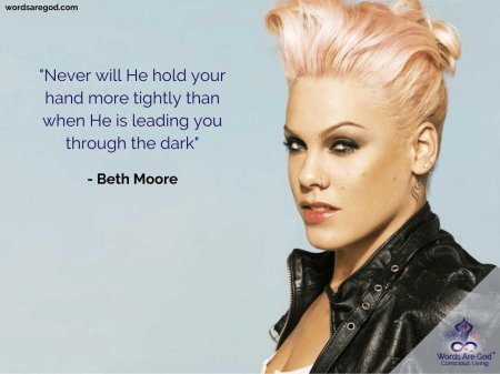 Пинк певица