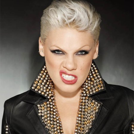 Пинк певица