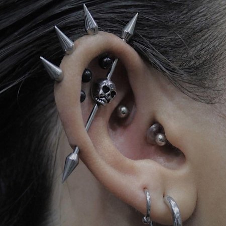 Пирсинг Хеликс серьга стрела