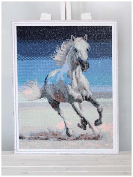 Алмазная мозайка белая лошадь