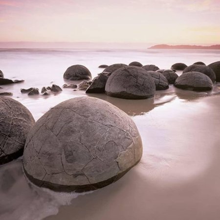 Круглые камни