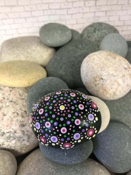 Круглый камень