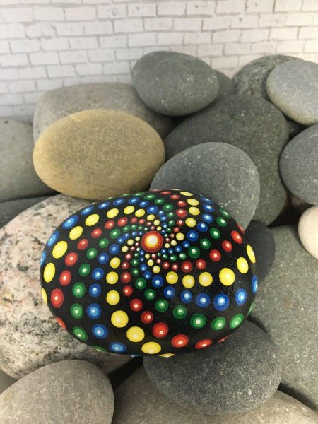 Круглый камень