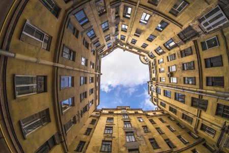 Рубинштейна 27 двор колодец