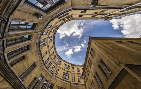 Рубинштейна 27 двор колодец