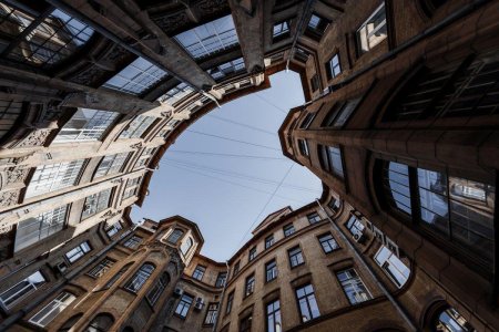 Двор-колодец Санкт-Петербург Петроградка