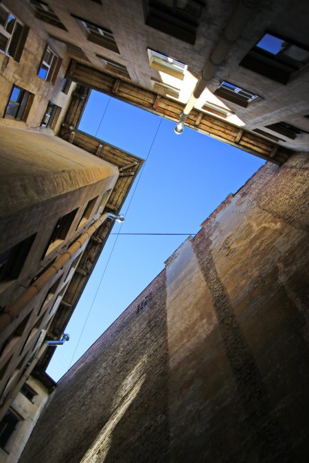 Ломоносова 14 Санкт-Петербург двор колодец