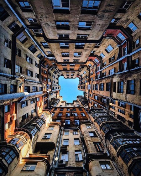 Питерские дворы колодцы