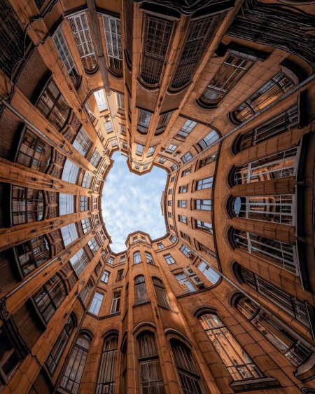 Рубинштейна 27 двор колодец