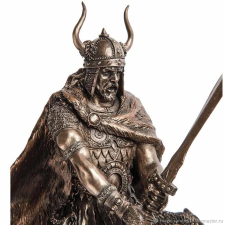 Фрейр статуэтка