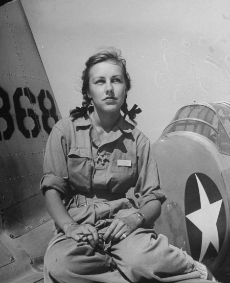 Ширли Слейд летчик