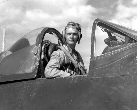 Керри Дункан летчица