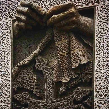 Момик хачкар