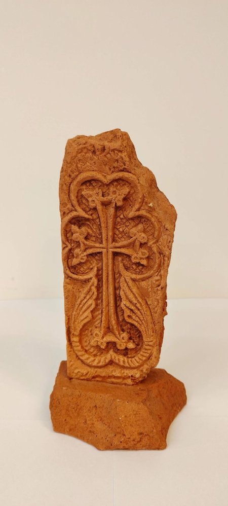 Армянский крест хачкар