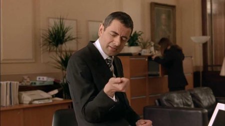 Джонни Инглиш 2003