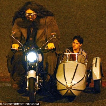 Летающий мотоцикл Хагрида