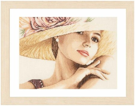 Дама в шляпе вышивка крестом