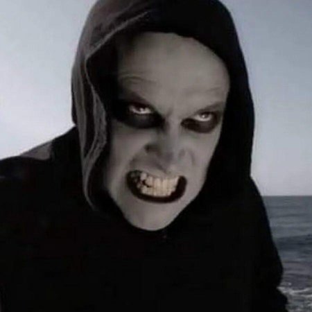 Ужасно медленный убийца с крайне неэффективным оружием фильм 2008