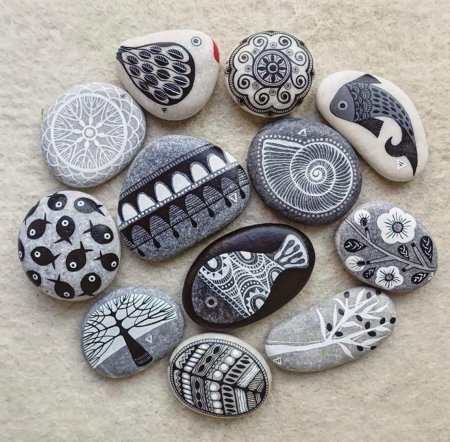 Роспись на камнях