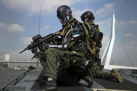 Ратник 2 экзоскелет