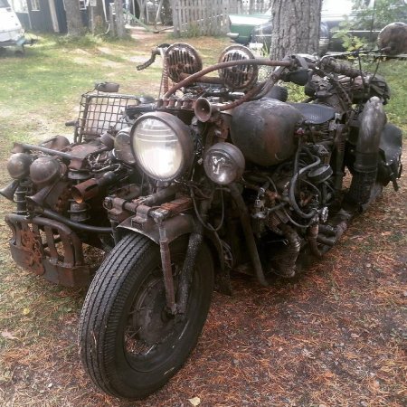 Мотоцикл Урал постапокалипсис