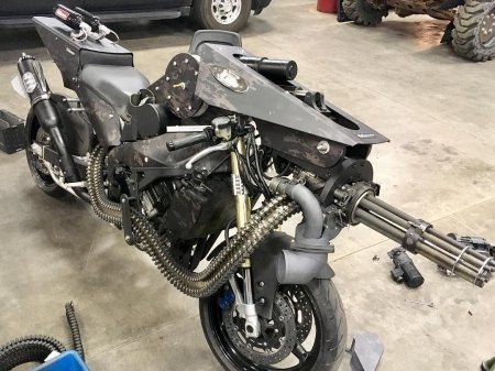 Мотоцикл Урал для зомби апокалипсиса