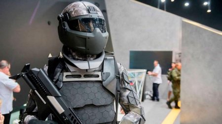 Ратник 3 экзоскелет