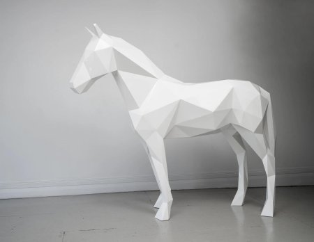 Полигональная фигура лошади